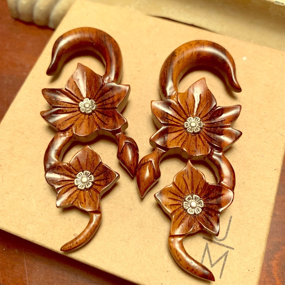 0g Wooden with Metal Inlay Hanging Earrings